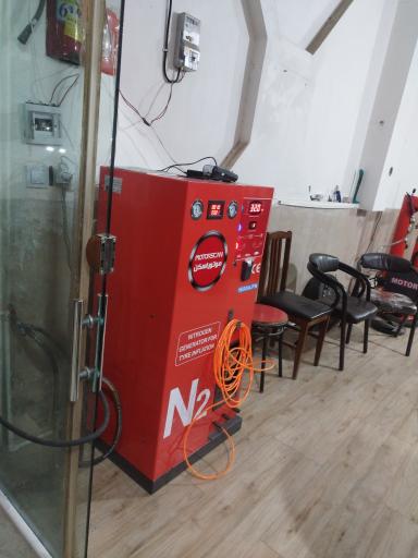 عکس لاستیک فروشی هاتفی