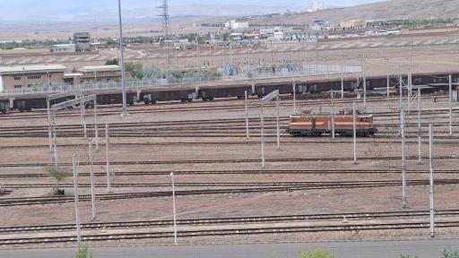 عکس ایستگاه راه آهن مرزی جلفا