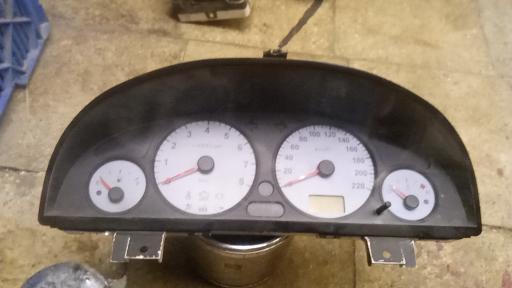 عکس تعمیرگاه و فروشگاه کیلومتر و آمپر قهرمانی