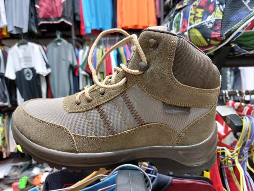 عکس فروشگاه لوازم ورزشی کاپیتان