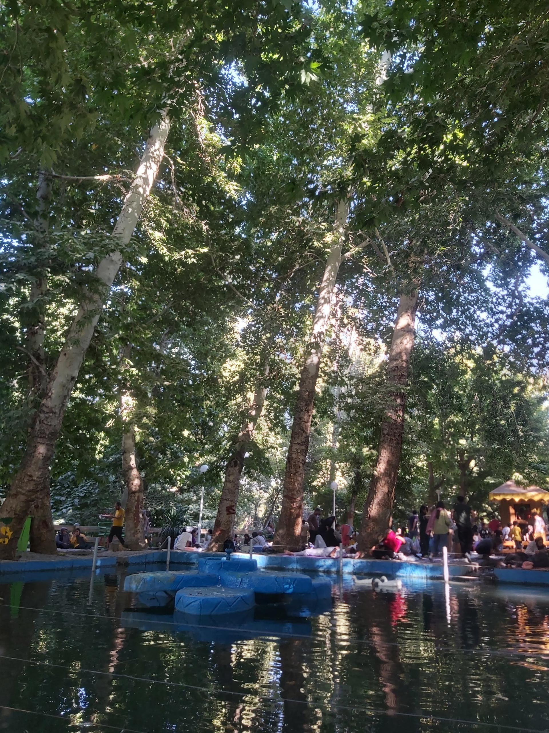 عکس استخر قدیمی وکیل‌آباد