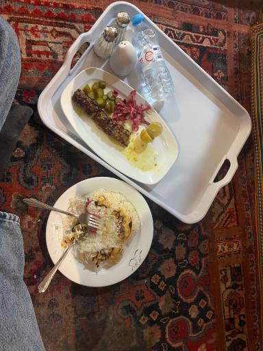 عکس سفره‌خانه سنتی خاتون