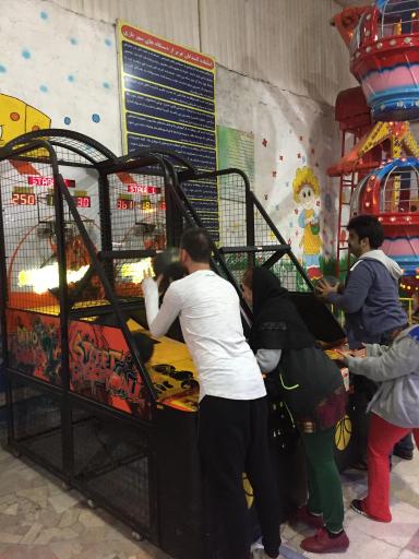 عکس شهربازی قائم