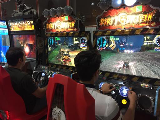 عکس شهربازی قائم