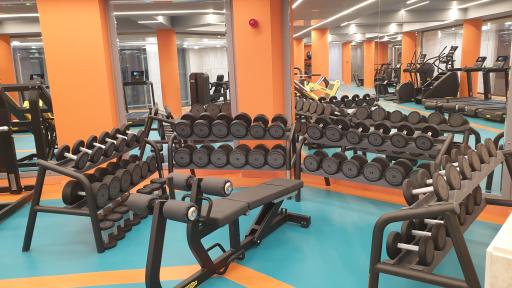 عکس مجموعه آبی و ورزشی هتل میثاق