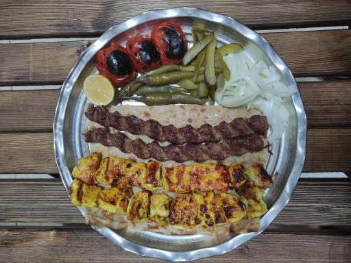 عکس کباب و حلیم آدرینا