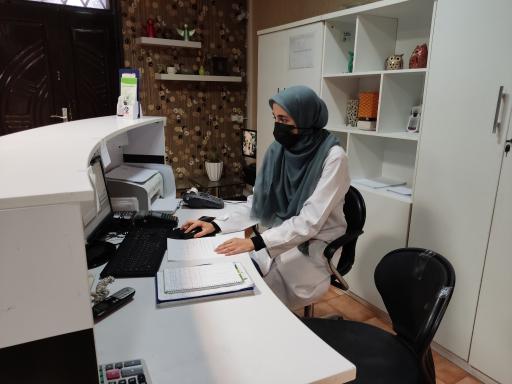 درمانگاه پوست و مو امین