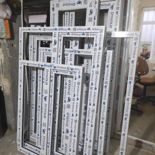 درب و پنجره دوجداره افتاب