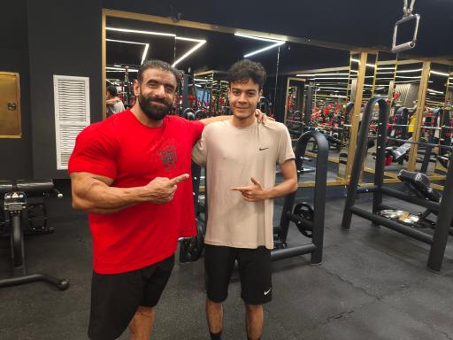 عکس باشگاه بدنسازی هادی چوپان
