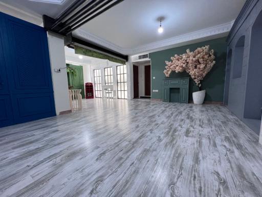 عکس آتلیه عکاسی کودک و بارداری ترمه