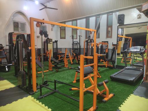 عکس مجموعه ورزشی پالیزبان فامیلی 