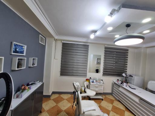 عکس کلینیک پوست مو زیبایی رومنس