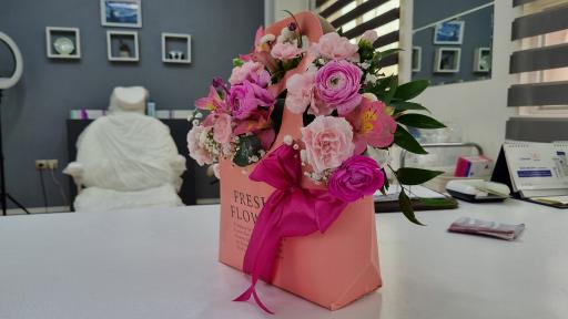 عکس کلینیک پوست مو زیبایی رومنس