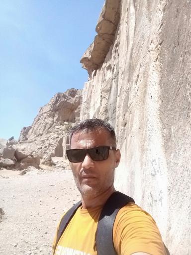 عکس فرهاد تراش (بیستون)