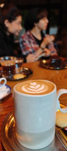 عکس کافه اوپانیشات