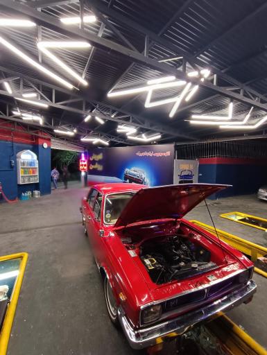 عکس تعویض روغن تخصصی لیکوکوییک