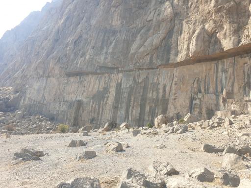 عکس فرهاد تراش (بیستون)