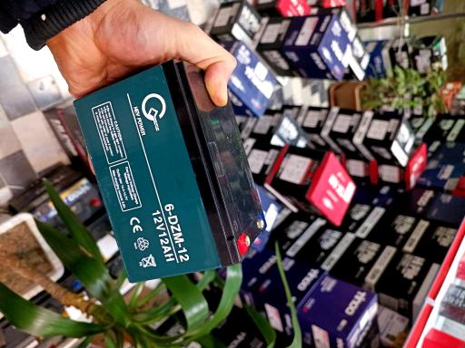 عکس باطری یزدپور