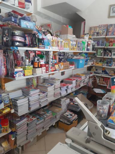 عکس نوشت افزار یازان