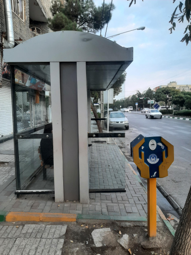 عکس  چهارراه حجاب