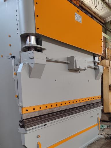 عکس صنایع ماشین سازی فانکو