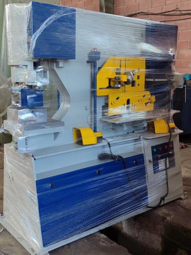 عکس صنایع ماشین سازی فانکو