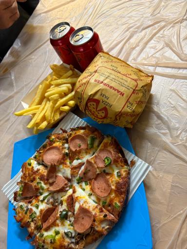 عکس پیتزا پارک