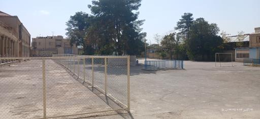 عکس مدرسه شهید حلبیان 