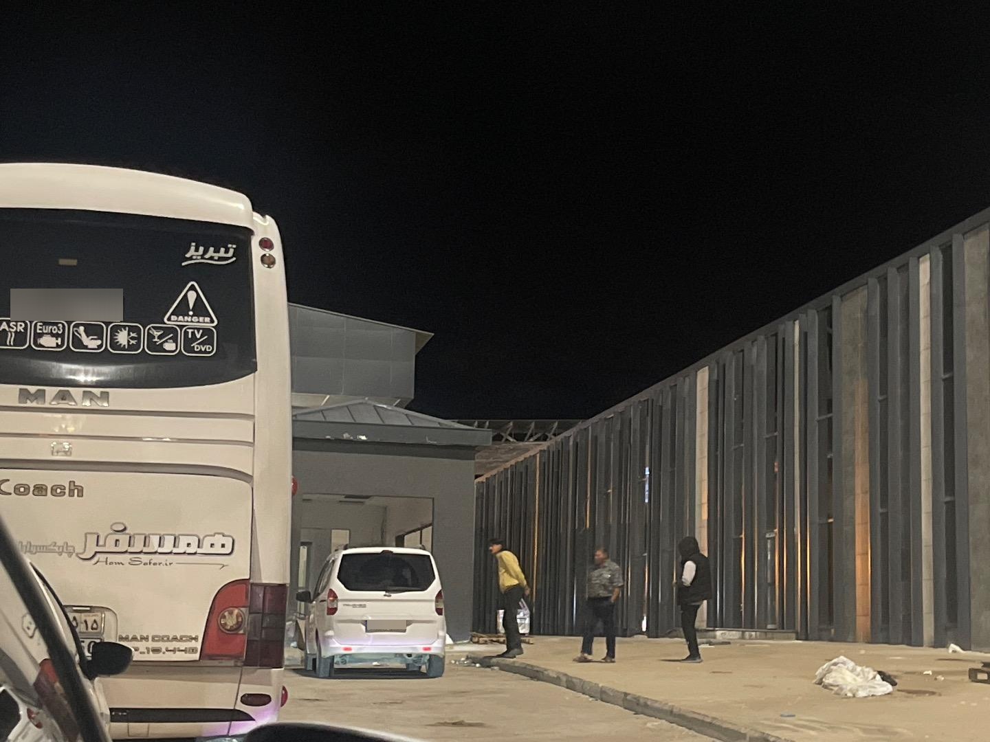 عکس درب خروج صادرات گمرک بازرگان