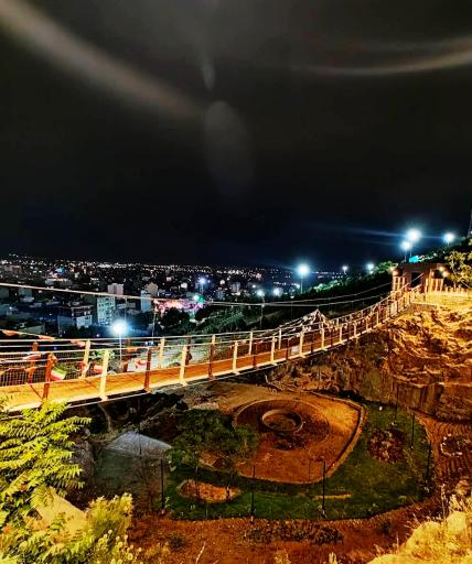عکس پل معلق بروجرد