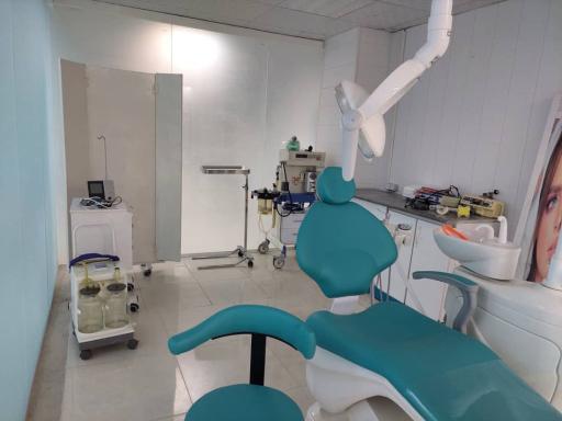 عکس کلینیک تخصصی دندانپزشکی الماس بهبهان