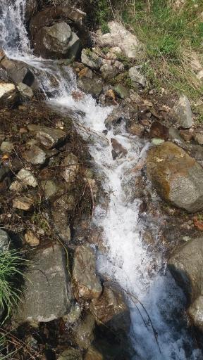 عکس چشمه درازلش