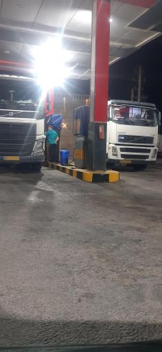 عکس جایگاه سوخت دومنظوره غلامی (بنزین و گازوئیل)