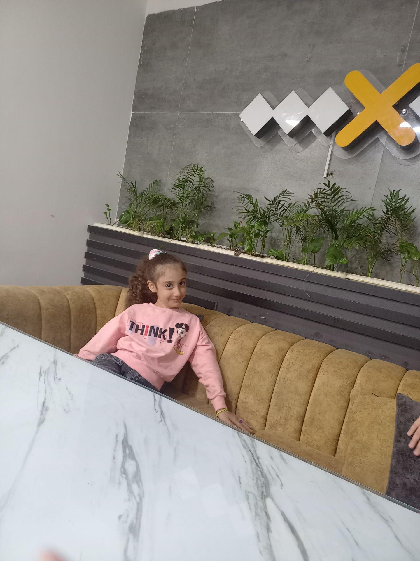 عکس کافه فست فوت سه تایی