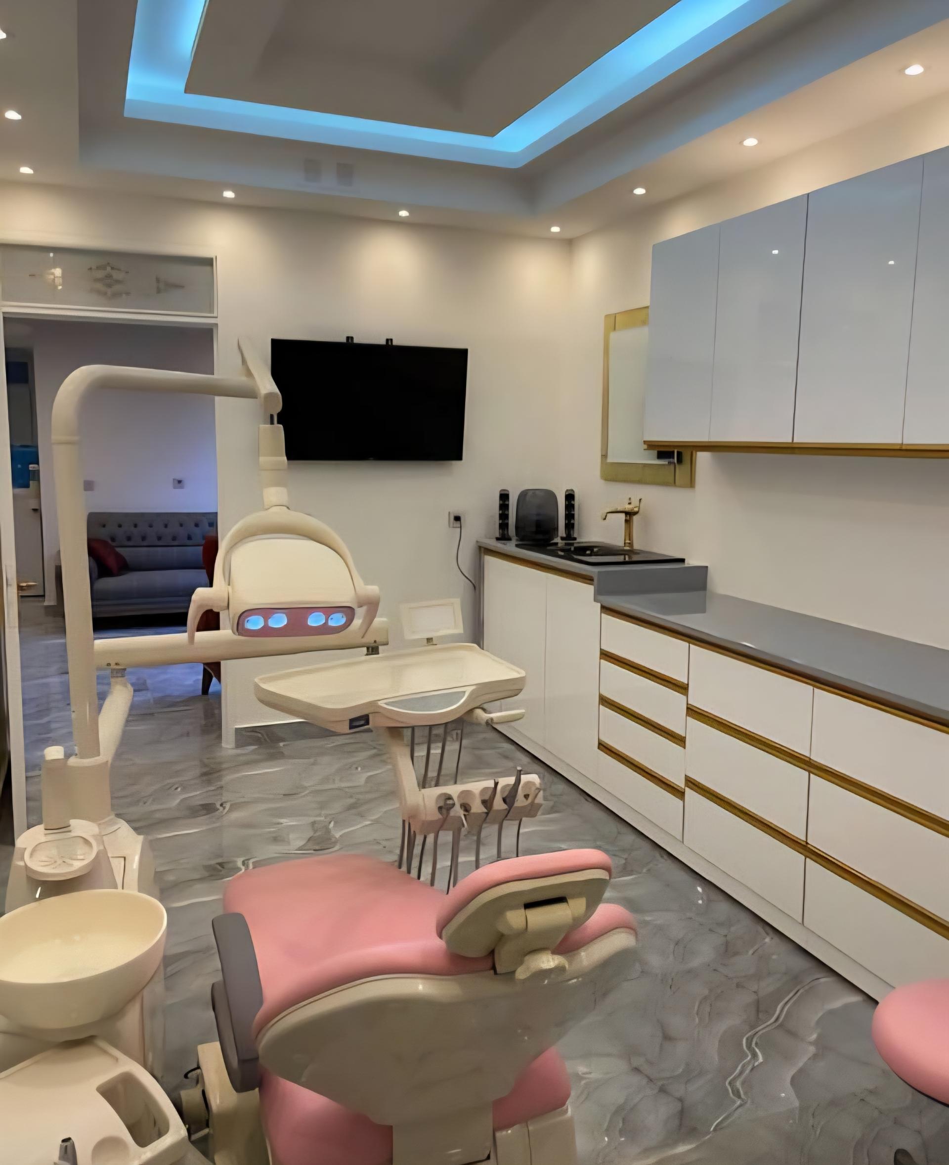 عکس مطب دندانپزشکی دکتر عزیزی 