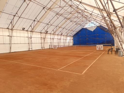 عکس آکادمی تنیس سرو