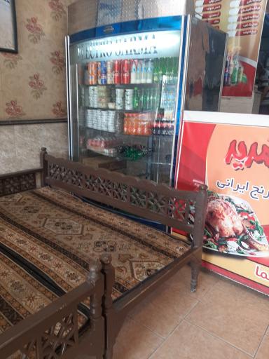 عکس رستوران حاج حسین