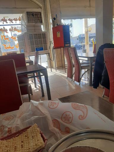 عکس رستوران حاج حسین