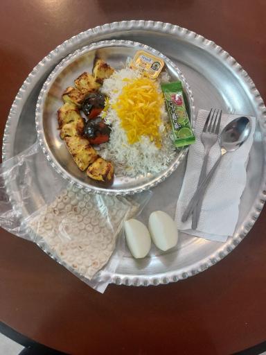 عکس تهیه غذا و رستوران چکدرمه 