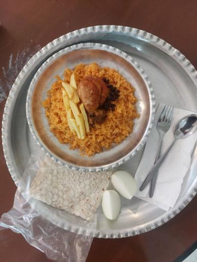 عکس تهیه غذا و رستوران چکدرمه 