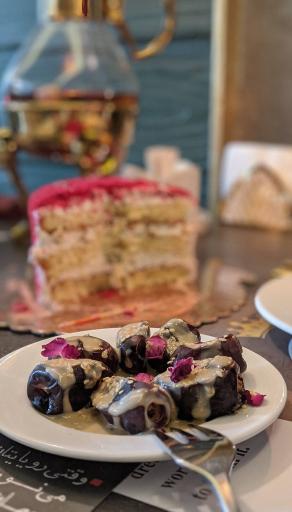 عکس رستوران بین المللی تاویت