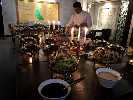 عکس رستوران بین المللی تاویت