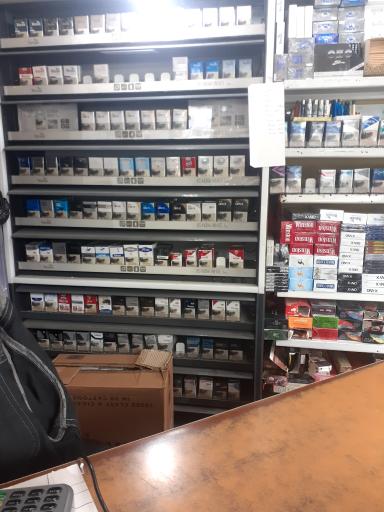 عکس پخش دخانیات پیچگاه 