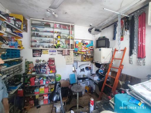 عکس قفل و کلید سازی و ریموت گشایش  