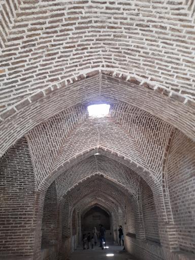 عکس کاروانسرای شاه عباسی قدمگاه