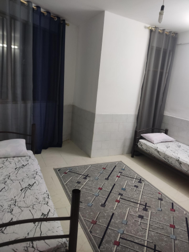 عکس مهمانپذیر اطلس