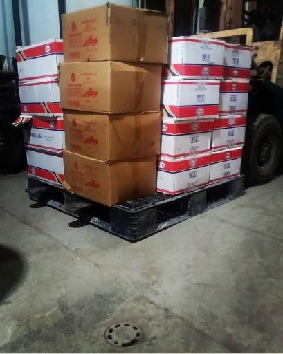 عکس فروشگاه روغن موتور اورانوس