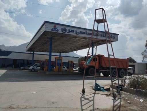 عکس پمپ بنزین