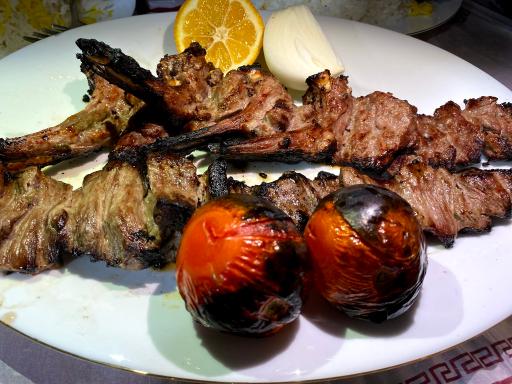 عکس رستوران سنتی دل انگیز 