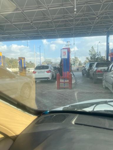 عکس پمپ بنزین